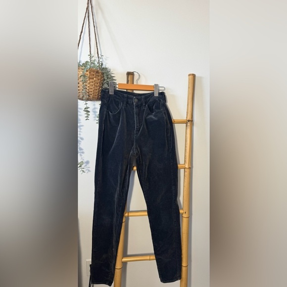 American Eagle Black Corduroy Jeans - Size 4 - Picture 1 of 5